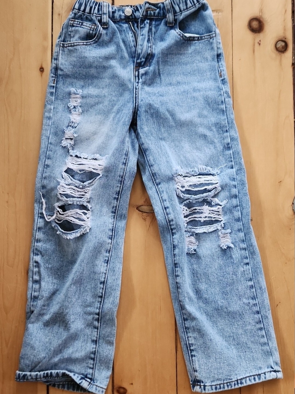 Source Unknown Light Wash Ripped Kids Jeans